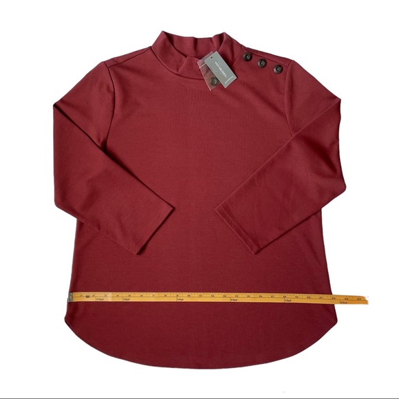 Women’s Van Heusen Stretch Long-Sleeve Blouse w/ Button Details - Size Medium - Picture 3 of 6